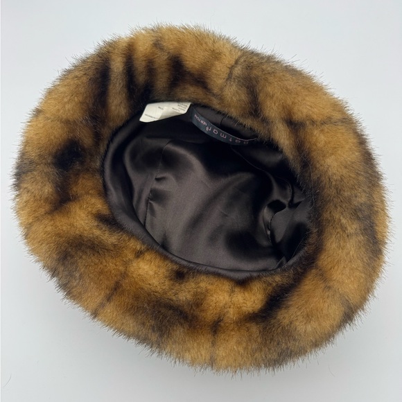 Betmar New York Faux Fur Hat Brown satin lining winter bucket style apres ski - Picture 6 of 7
